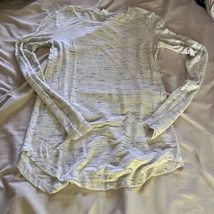 Old Navy luxe long sleeve basic fitted tee with rounded hem